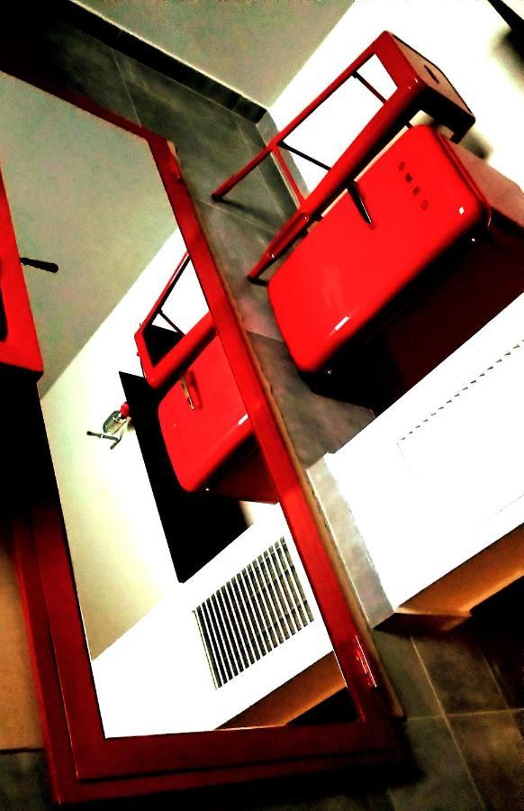 Garage47 Storica Officina Meccanica Loft B&B In Pienza Eksteriør billede