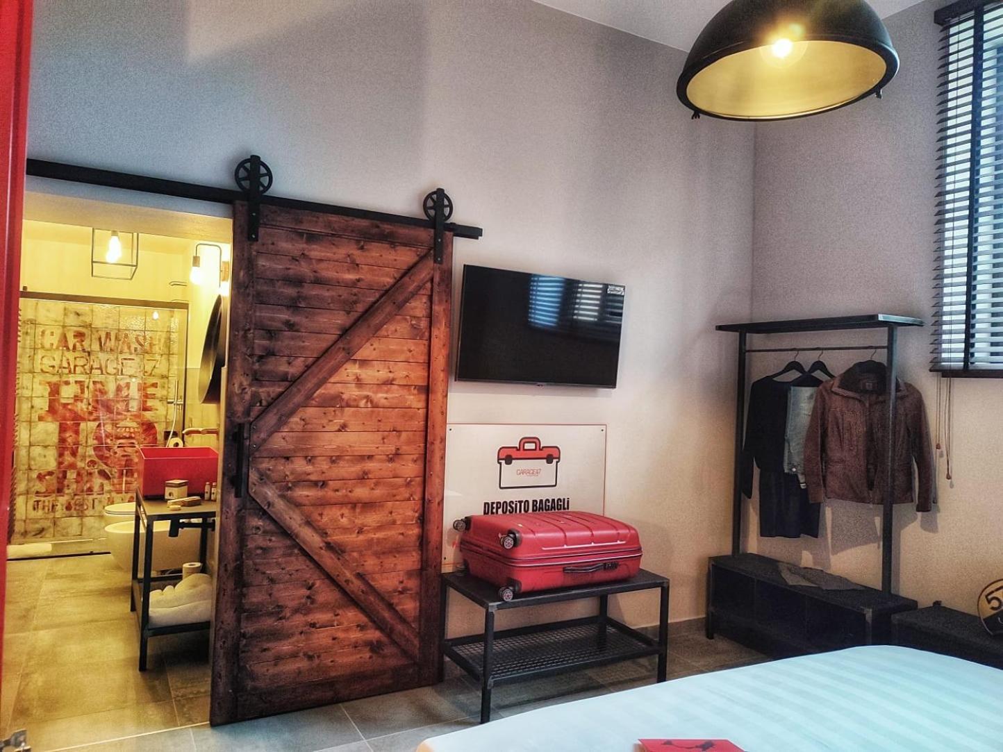 Garage47 Storica Officina Meccanica Loft B&B In Pienza Eksteriør billede